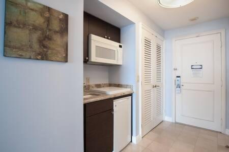 Сasa de vacaciones The Palms, Ocean View Located At Ritz Carlton - Key Biscayne
